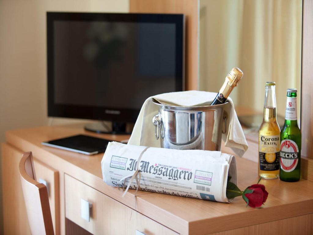 Hotel Ambassador Grottammare Quarto foto